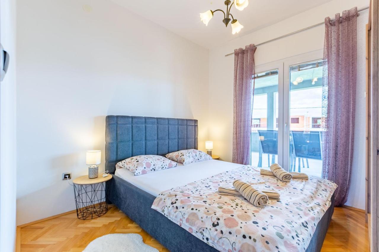 Sukošan Rs Two Bedroom Apartment מראה חיצוני תמונה