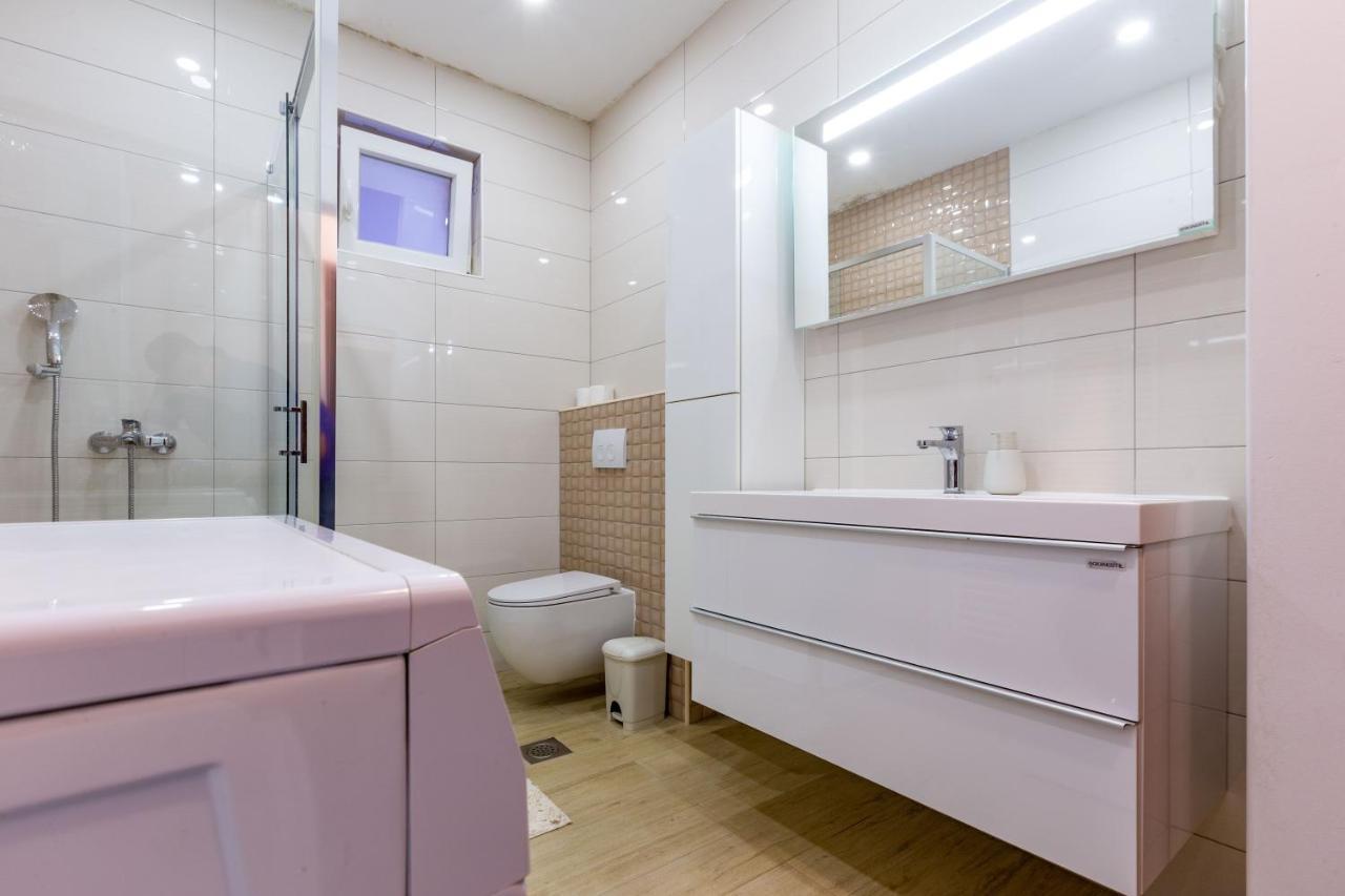 Sukošan Rs Two Bedroom Apartment מראה חיצוני תמונה